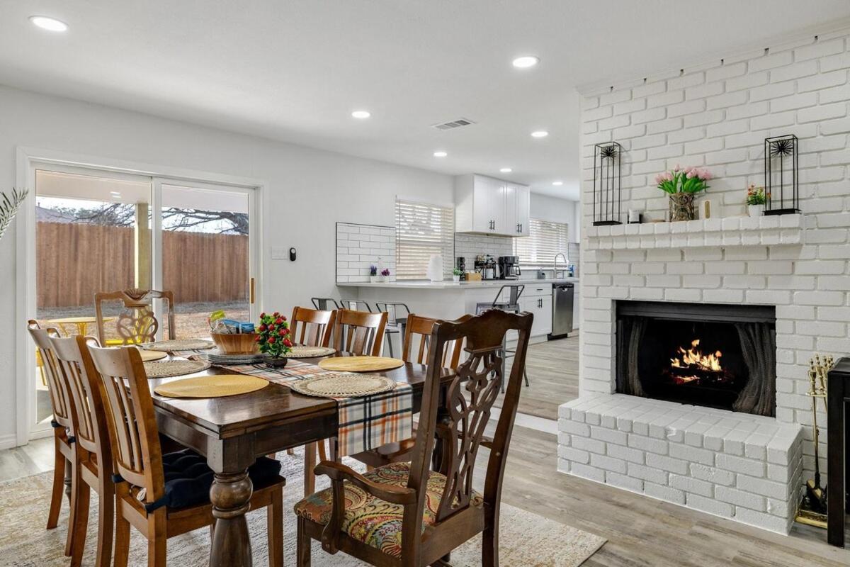 Frisco Getaway Hometel W The Spa And Outdoor Kitchen Exterior foto